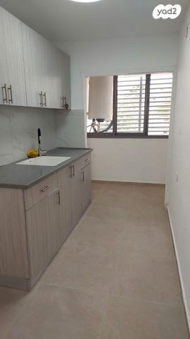 דירה, יורדי הסירה 14, רובע ב', אשדוד