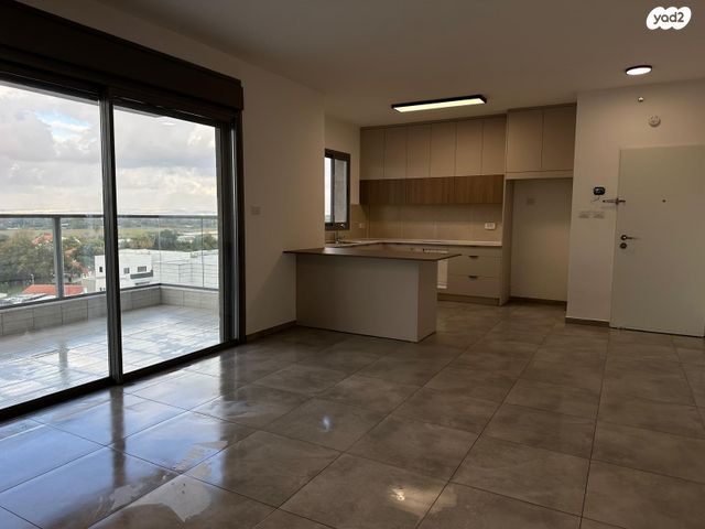 דירה, לאה גולדברג 1, תלמי מנשה, באר יעקב