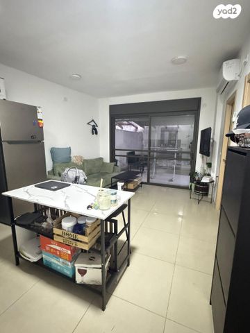 יחידת דיור, התבור 8, אורנית, אורנית