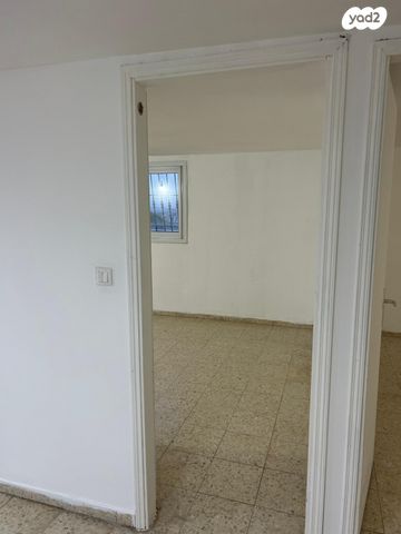 יחידת דיור, הזית 36, כפיר יוסף, אלפי מנשה