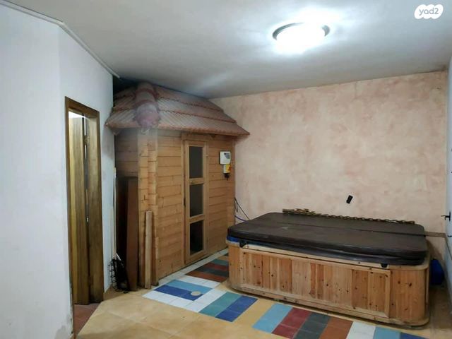 מרתף/ פרטר, אפיקי מים 8, עין הים, חדרה