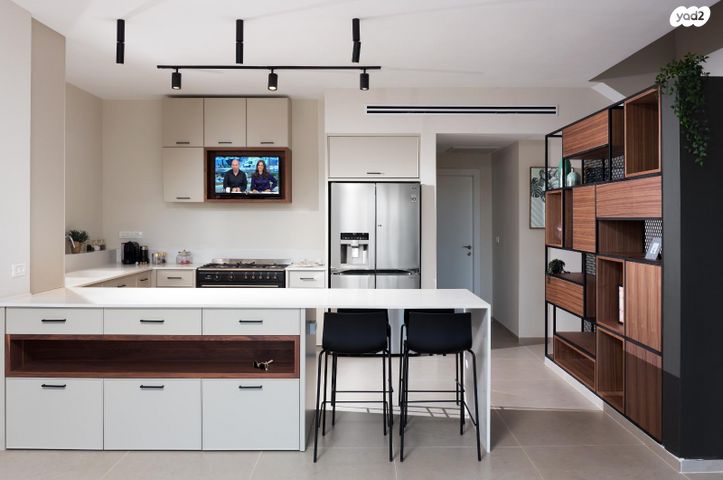 דירת גן, תל מונד