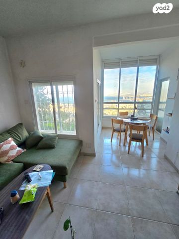 דירה, החשמונאים, כרמל מרכזי - שד' קיש, חיפה