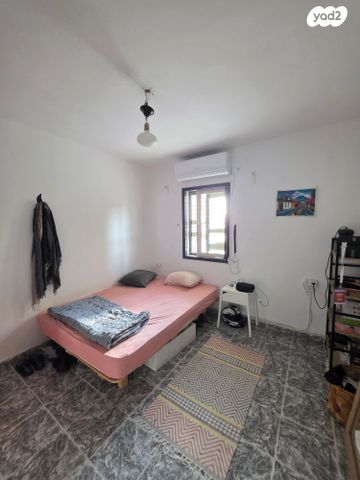 דירה, אלברט קיוסו, תל אביב יפו