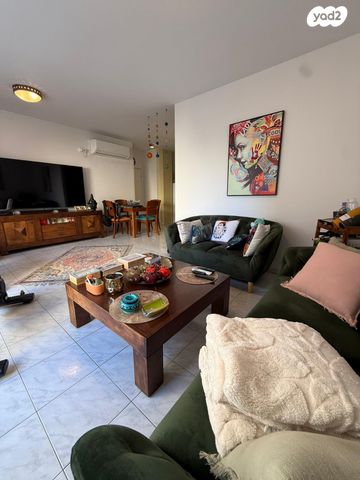 דירה, ראובן ברקת, נווה רמז, חולון