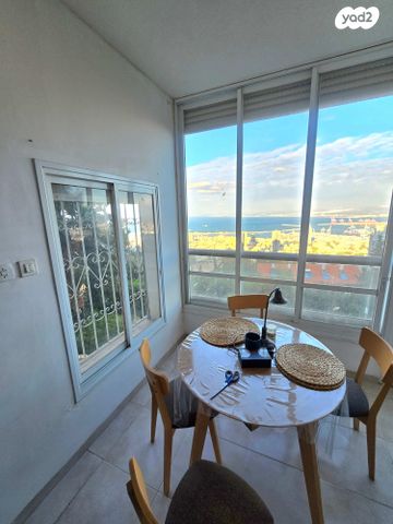 דירה, החשמונאים, כרמל מרכזי - שד' קיש, חיפה