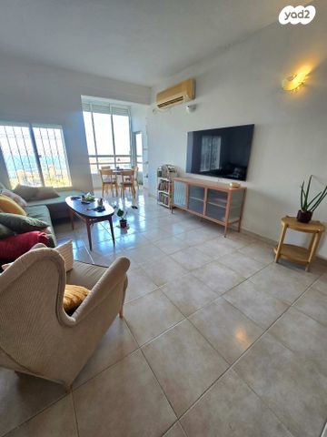 דירה, החשמונאים, כרמל מרכזי - שד' קיש, חיפה