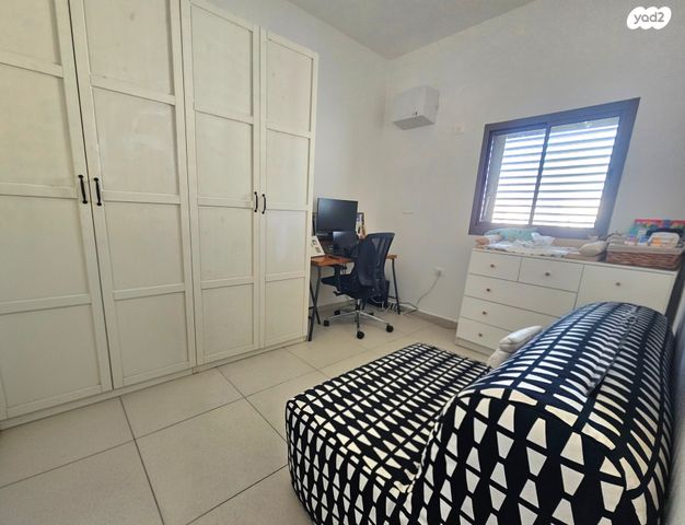 דירה, ענת גוב, צומת סביון, קרית אונו