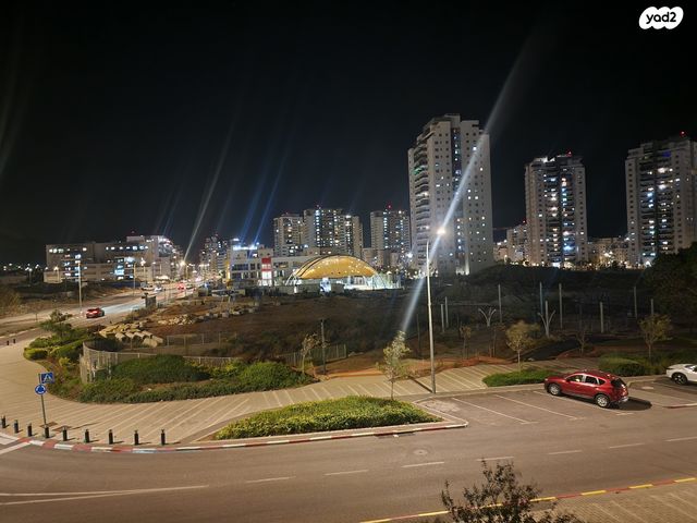 דירה, וייצמן 14, החותרים, טירת כרמל