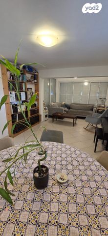 דירה, שפרינצק, נווה זית, לוד