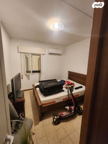 דירה, וייצמן 14, החותרים, טירת כרמל