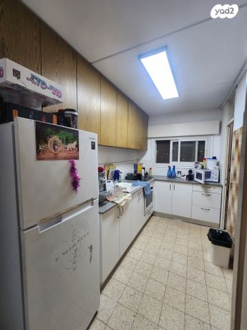 דירה, וייצמן 14, החותרים, טירת כרמל