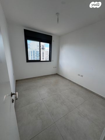 דירה, הבה"דים, נרקיסים, ראשון לציון