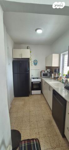 דירה, מצולות ים, חברת חשמל, גבעתיים