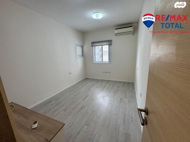 דירה, אליעזר בן יהודה, אגרובנק, חולון