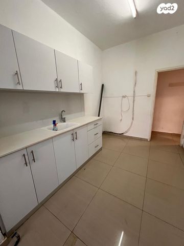 דירה, דוד רזיאל, חיפה