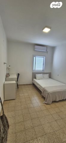 דירה, מצולות ים, חברת חשמל, גבעתיים