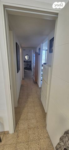 דירה, מצולות ים, חברת חשמל, גבעתיים