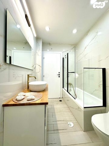 דירה, יעקב פיכמן, מרכז, קרית עבודה, חולון