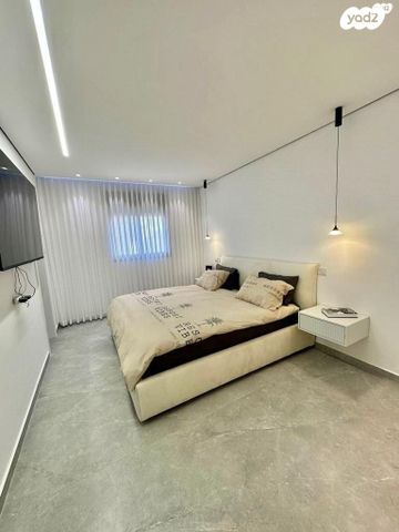 דירה, יעקב פיכמן, מרכז, קרית עבודה, חולון