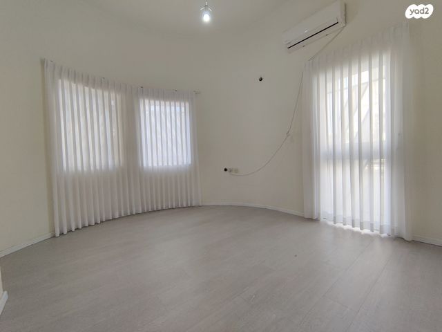 דירה, יוספי, שכונת בן גוריון, מרכז העיר ג', רמת גן