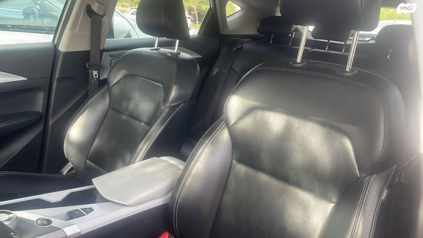 ג׳ילי Geometry C