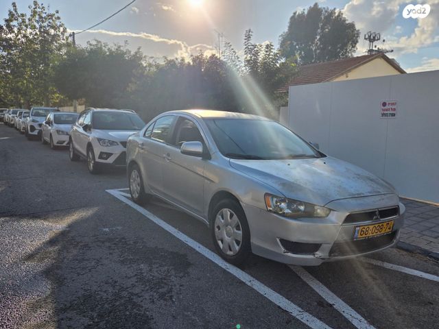 מיצובישי לנסר