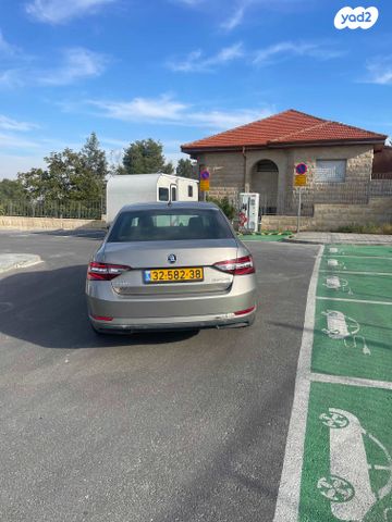 סקודה סופרב