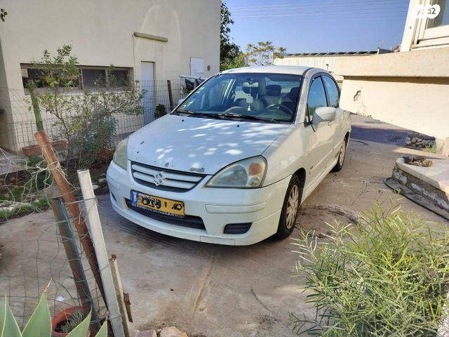 סוזוקי ליאנה