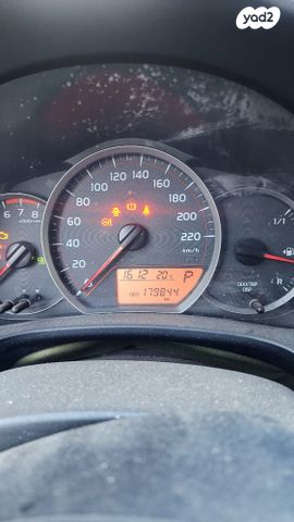 מודעת רכב טויוטה יאריס