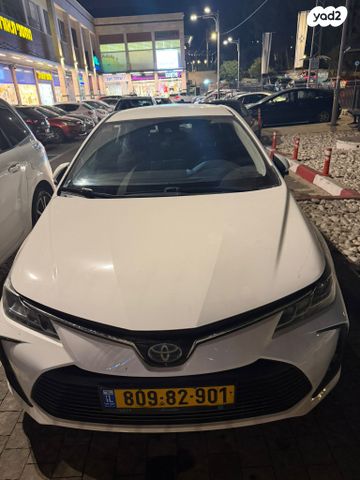 מודעת רכב טויוטה קורולה