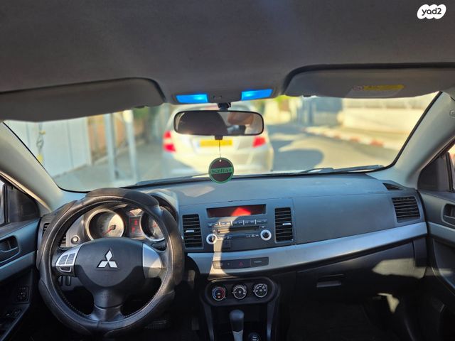 מיצובישי לנסר