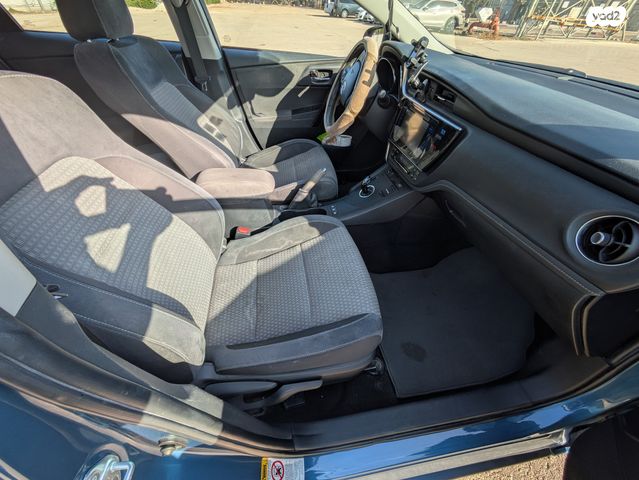 טויוטה אוריס