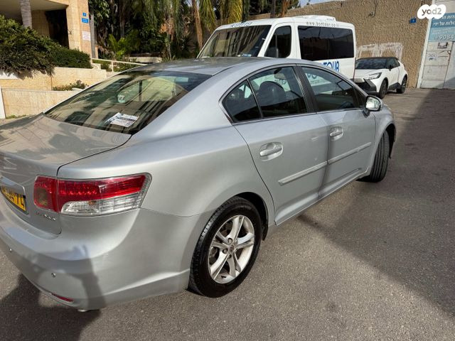 טויוטה אוונסיס