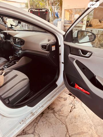 יונדאי איוניק