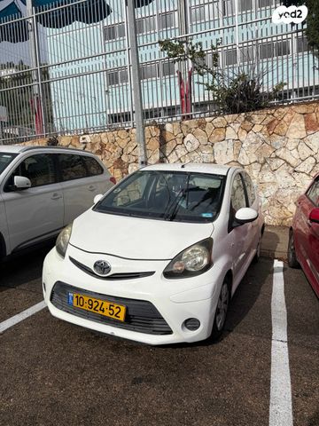 טויוטה אייגו