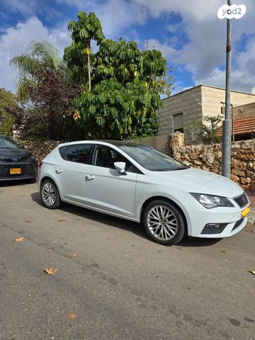 מודעת רכב סיאט לאון