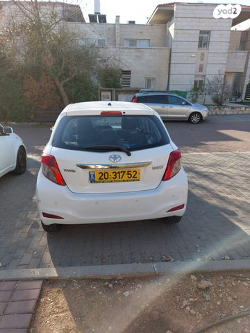 מודעת רכב טויוטה יאריס