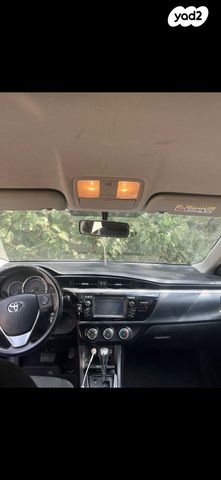 טויוטה קורולה