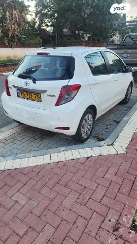 טויוטה יאריס