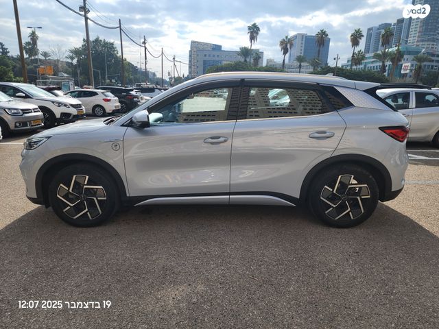 מודעת רכב בי.ווי.די אטו 3