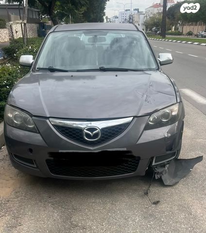 מודעת רכב מאזדה 3