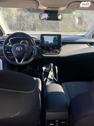 טויוטה קורולה