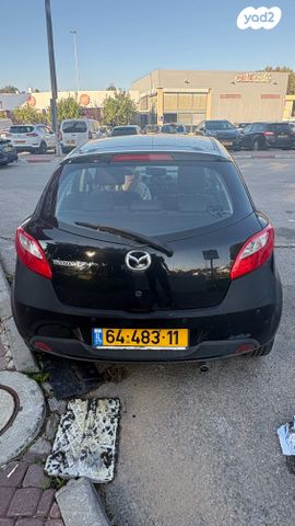 מודעת רכב מאזדה 2