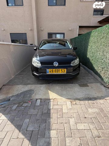 פולקסווגן פולו 