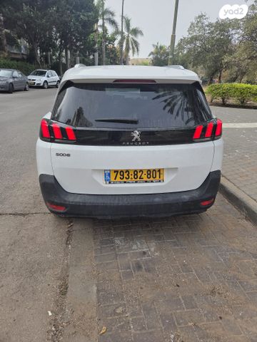 מודעת רכב פיג'ו 5008