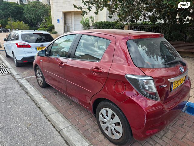 מודעת רכב טויוטה יאריס