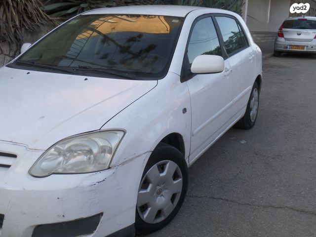 טויוטה קורולה