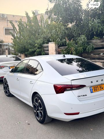 סקודה אוקטביה 