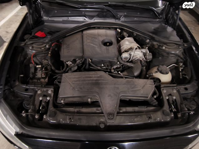 מודעת רכב ב מ וו סדרה 1